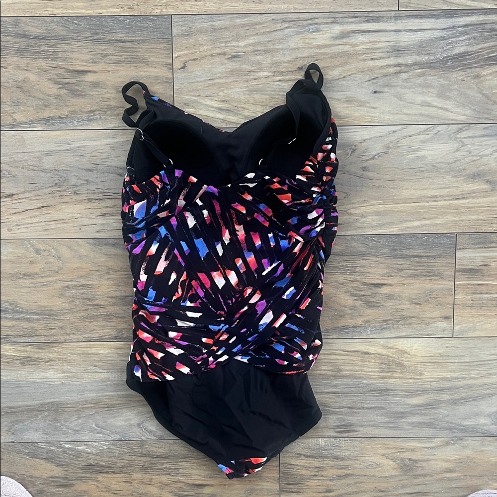 Aqua Green Women's One Piece Swimsuit - Black and Pink Pattern - Picture 2 of 6